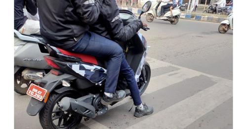 Aprilia SR 160 Spied Three Quarter