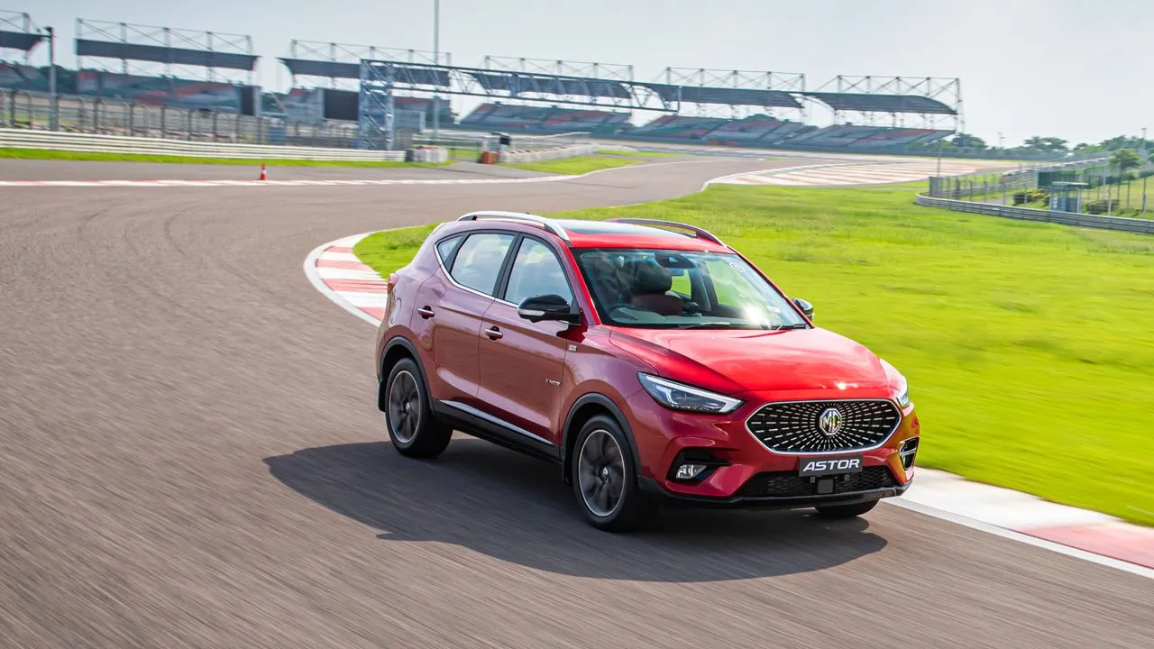 MG Astor Shoot Front Quarter Motion
