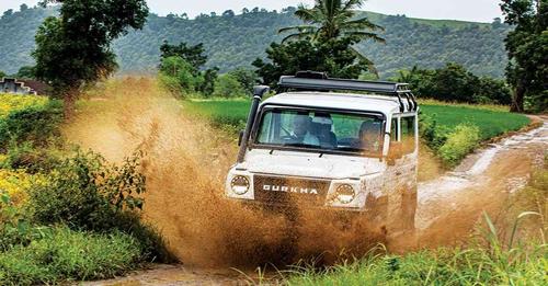 Force Gurkha Motion Splash Shot