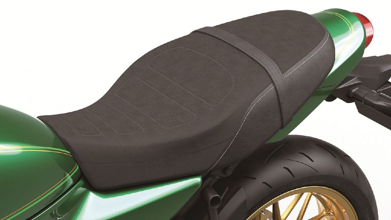 2021 Kawasaki Z650 RS Seat Detail
