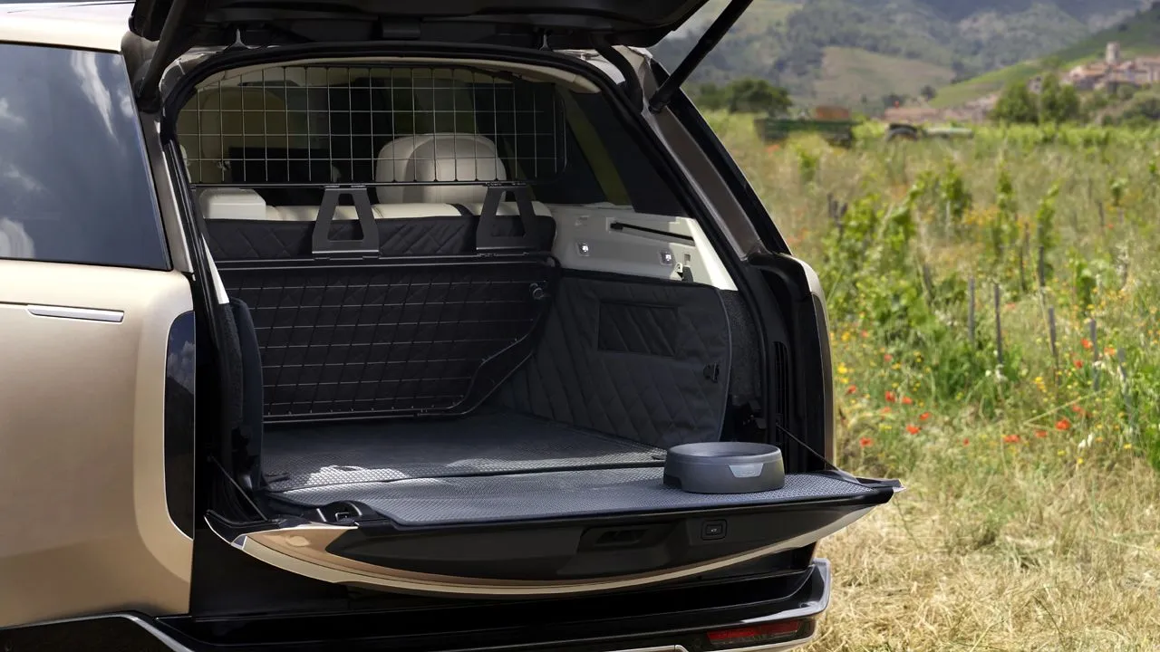 2022 Range Rover New Split Tailgate