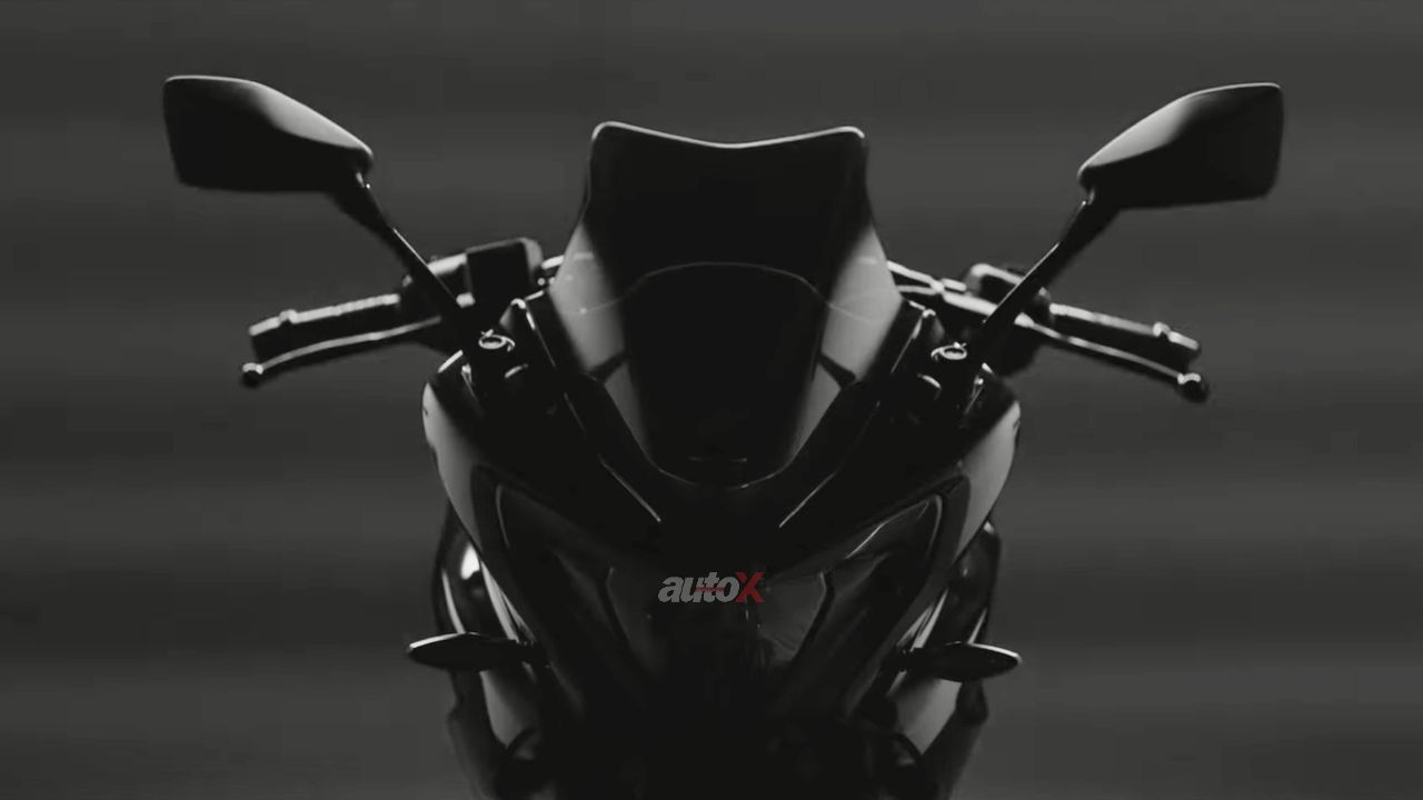 Bajaj Pulsar 250 Front Full Shot