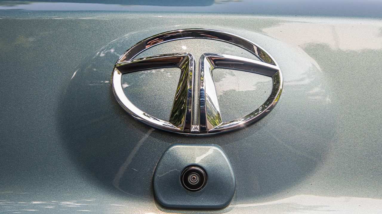 Tata Punch logo1