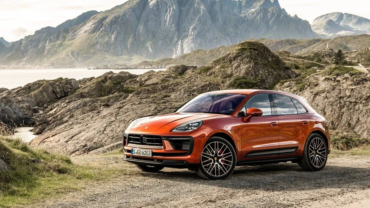 2021 Porsche Macan GTS Three Quarter Static