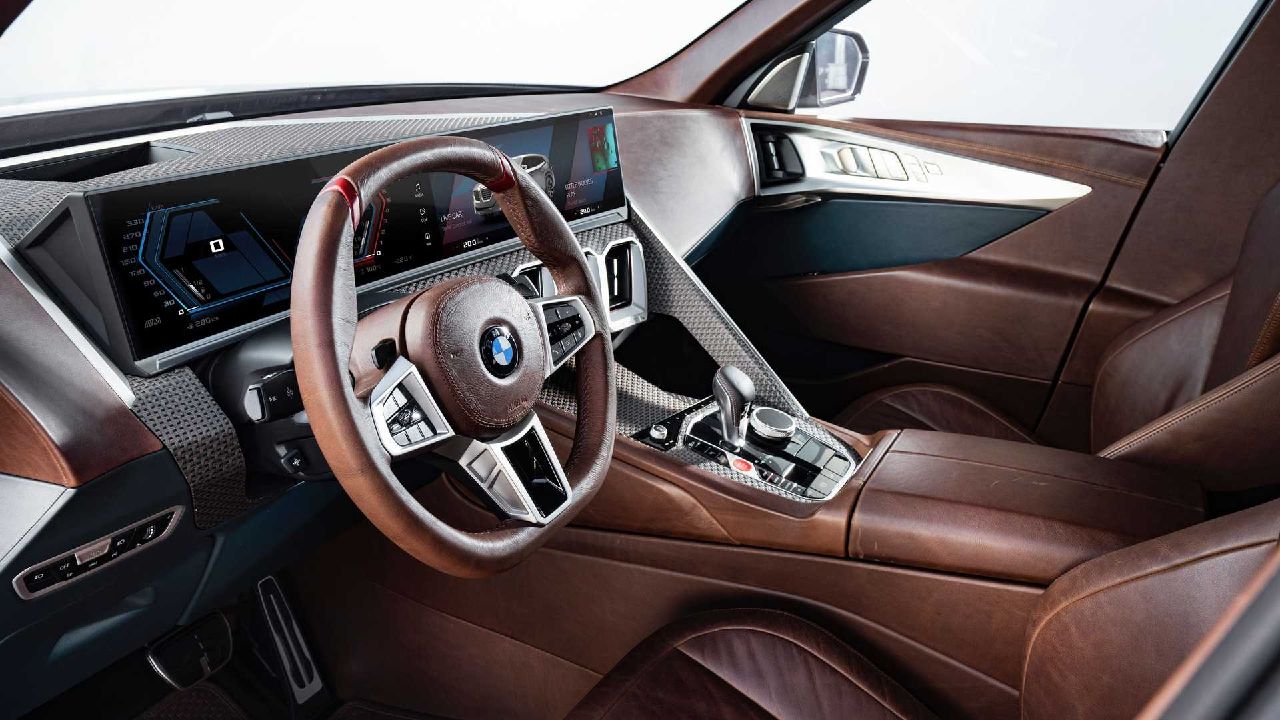 BMW Concept XM Dashboard Layout