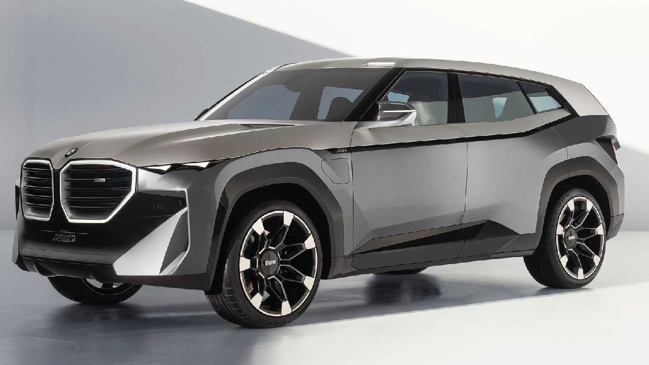 BMW Concept XM Front Three Quarter Static