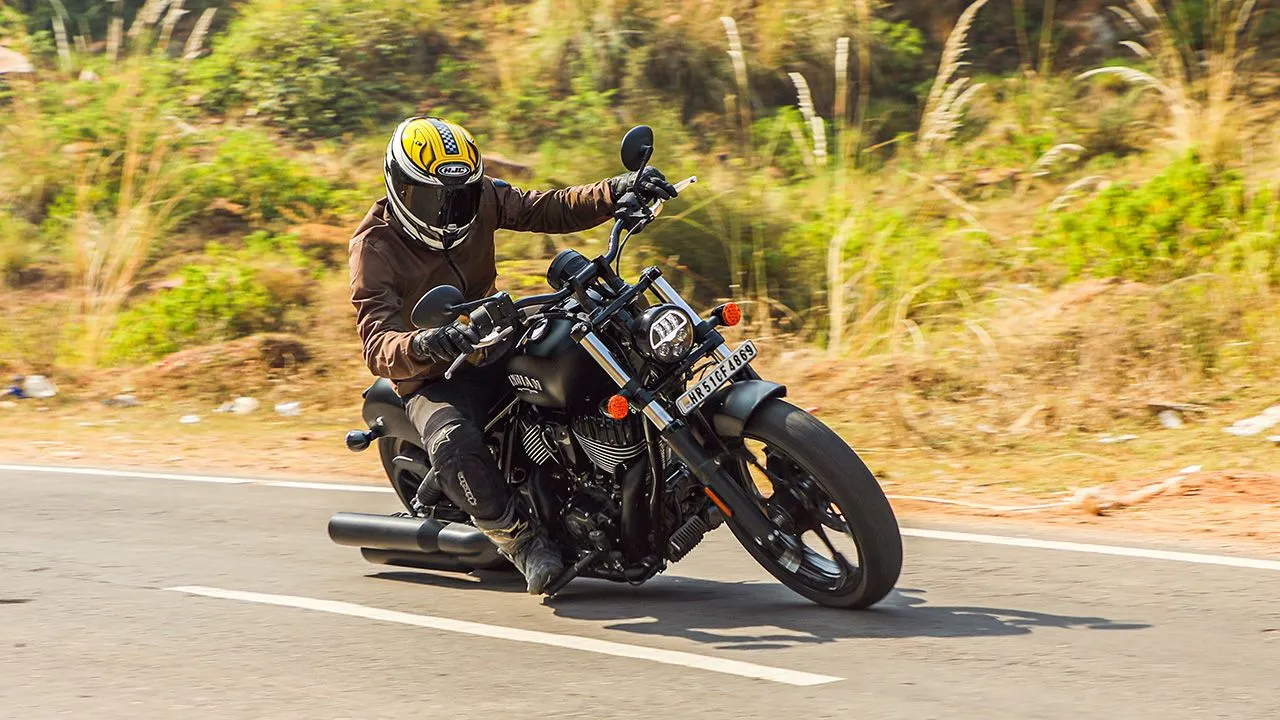 2022 Indian Chief Dark Horse handling