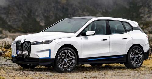 BMW IX Xdrive 40 Front Three Quarter Static