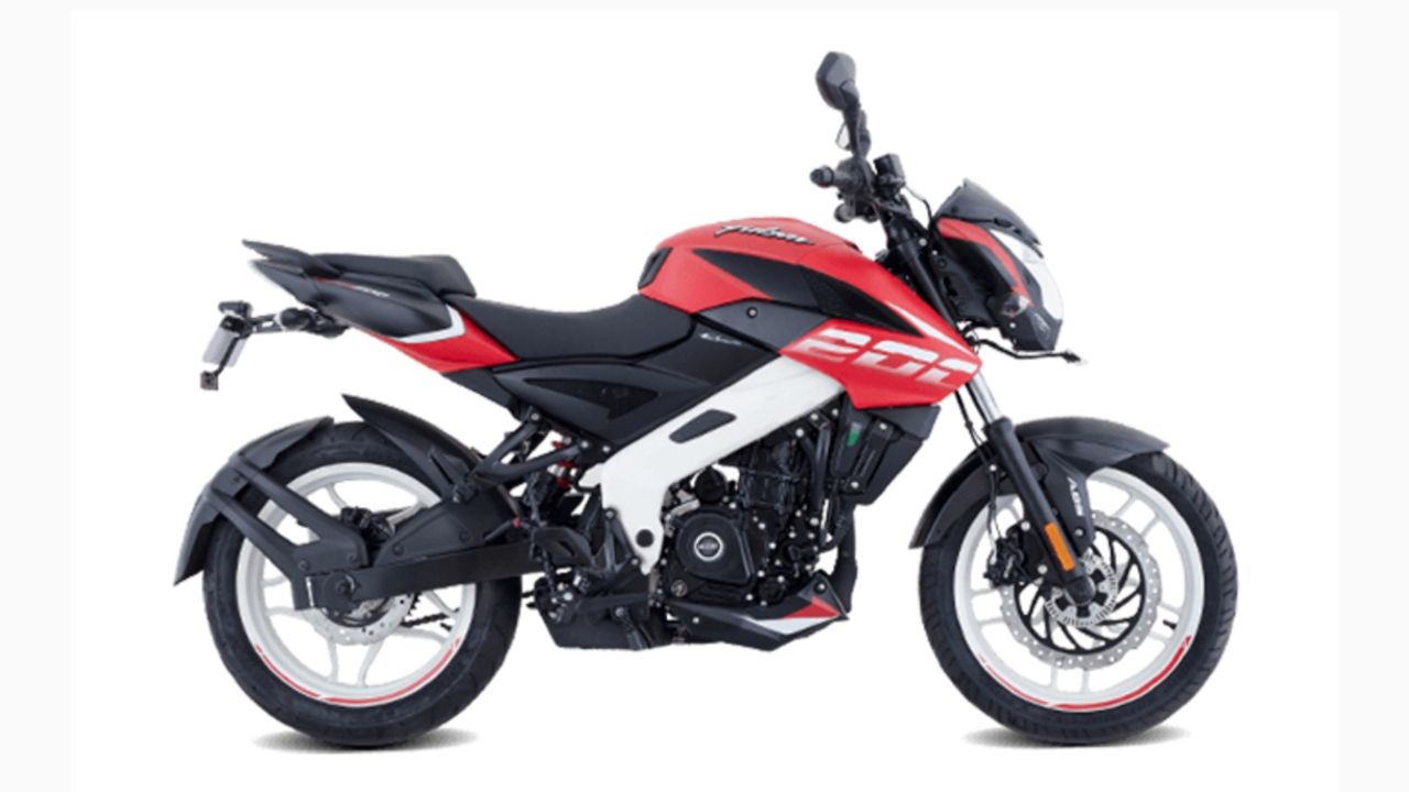 Bajaj Pulsar NS200 Side Profile Static