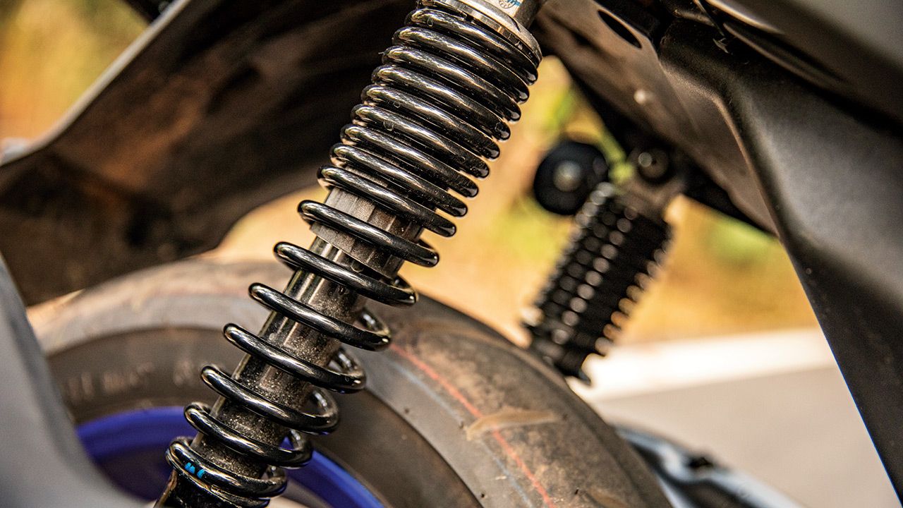 Yamaha Aerox 155 Rear Shockers1