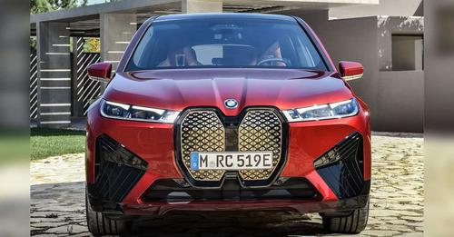 BMW iX dead front red bodypaint