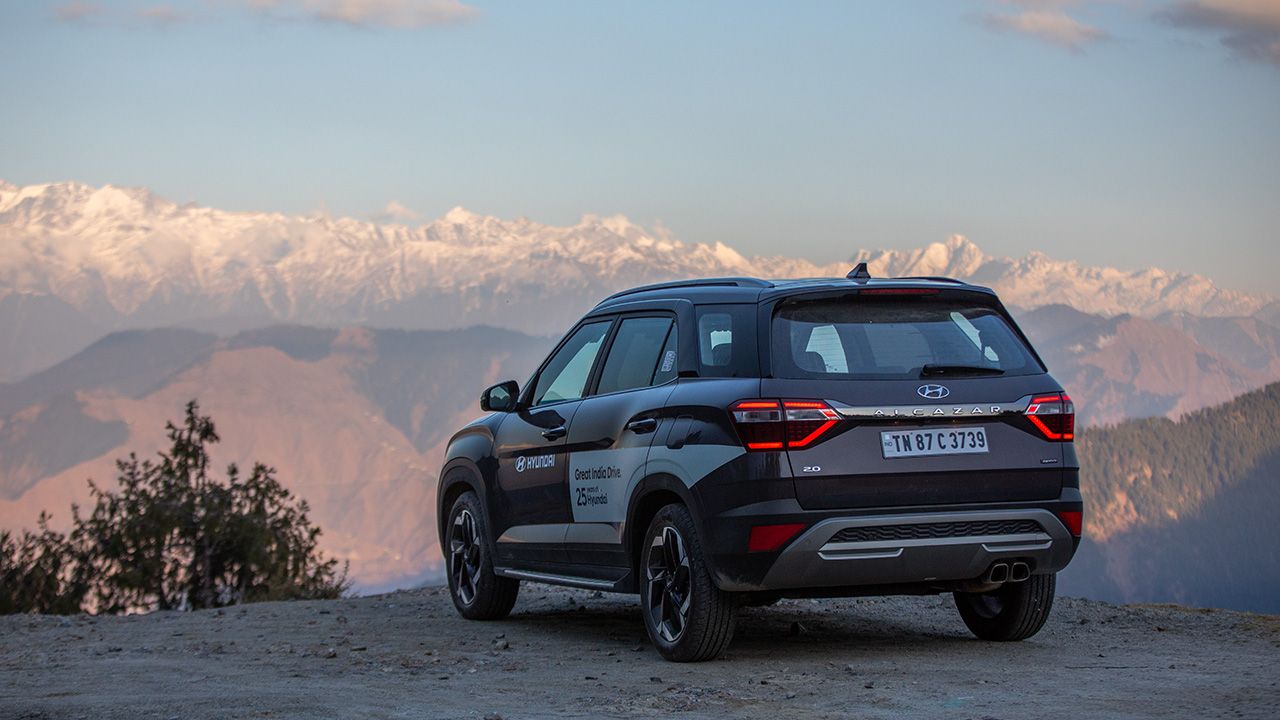 Hyundai Alcazar Rear Static Great India Drive 2021