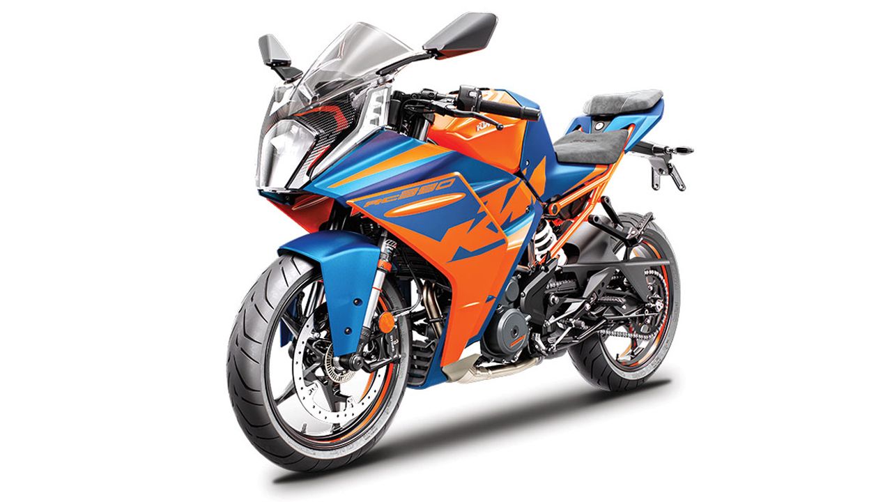 KTM RC 390 Studio Shot