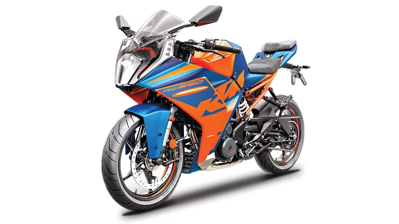 KTM RC 390 Studio Shot