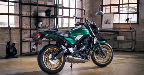 Kawasaki Z650RS right rear quarter