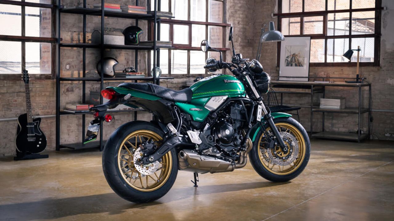 Kawasaki Z650RS right rear quarter