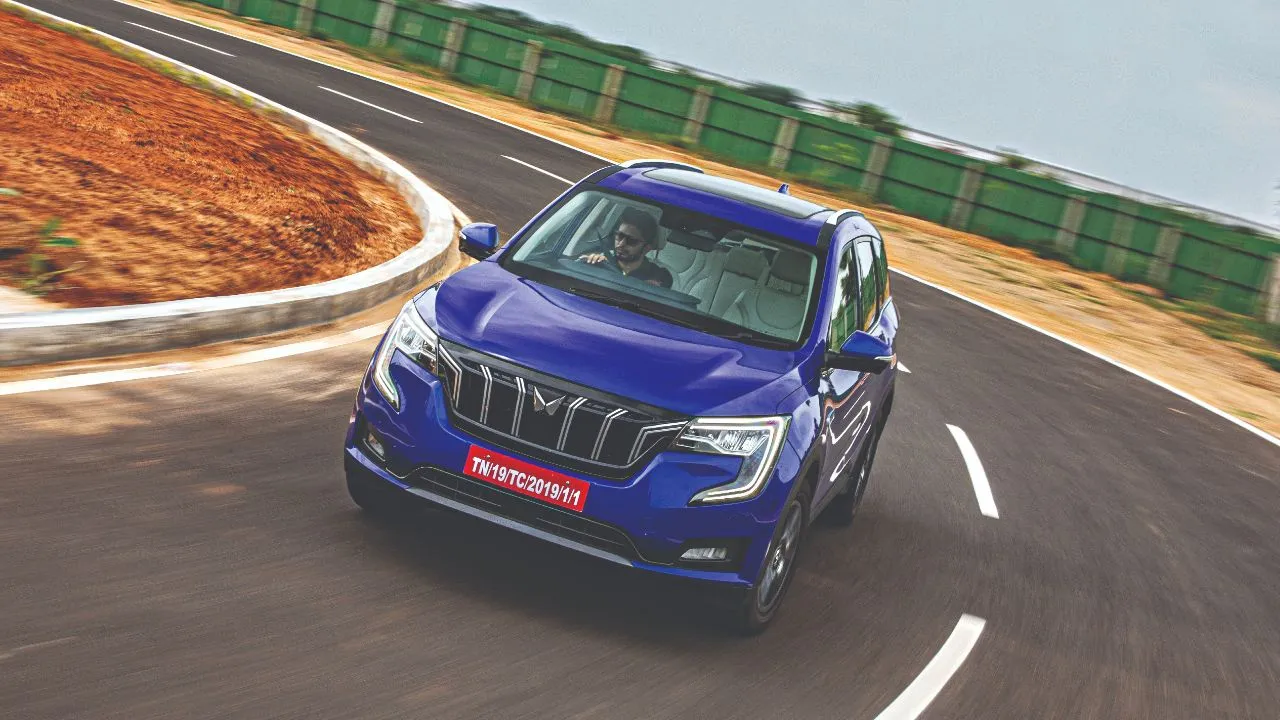 Mahindra XUV700 Front Mahindra XUV700 Front