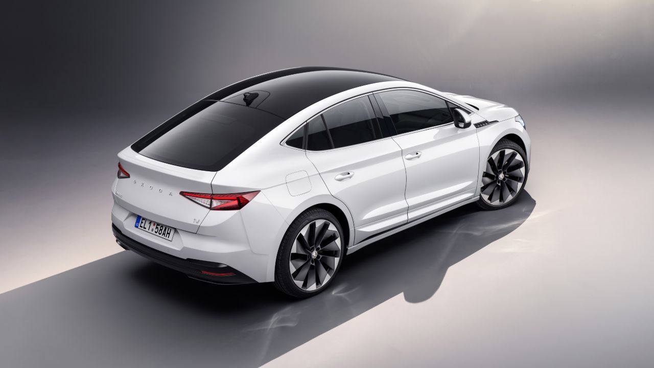SKODA ENYAQ COUPE IV Rear Three Quarter Static