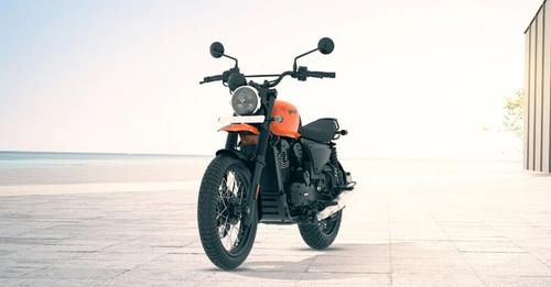 Yezdi Scrambler Left Front Three Quarter 2