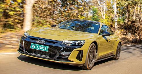 Audi E Tron GT Front Quarter Dynamic1