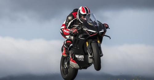 Ducati Panigale V4 SP2 Wheelie Front Three Fourth