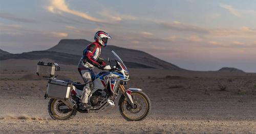 Honda Africa Twin Right Side View2