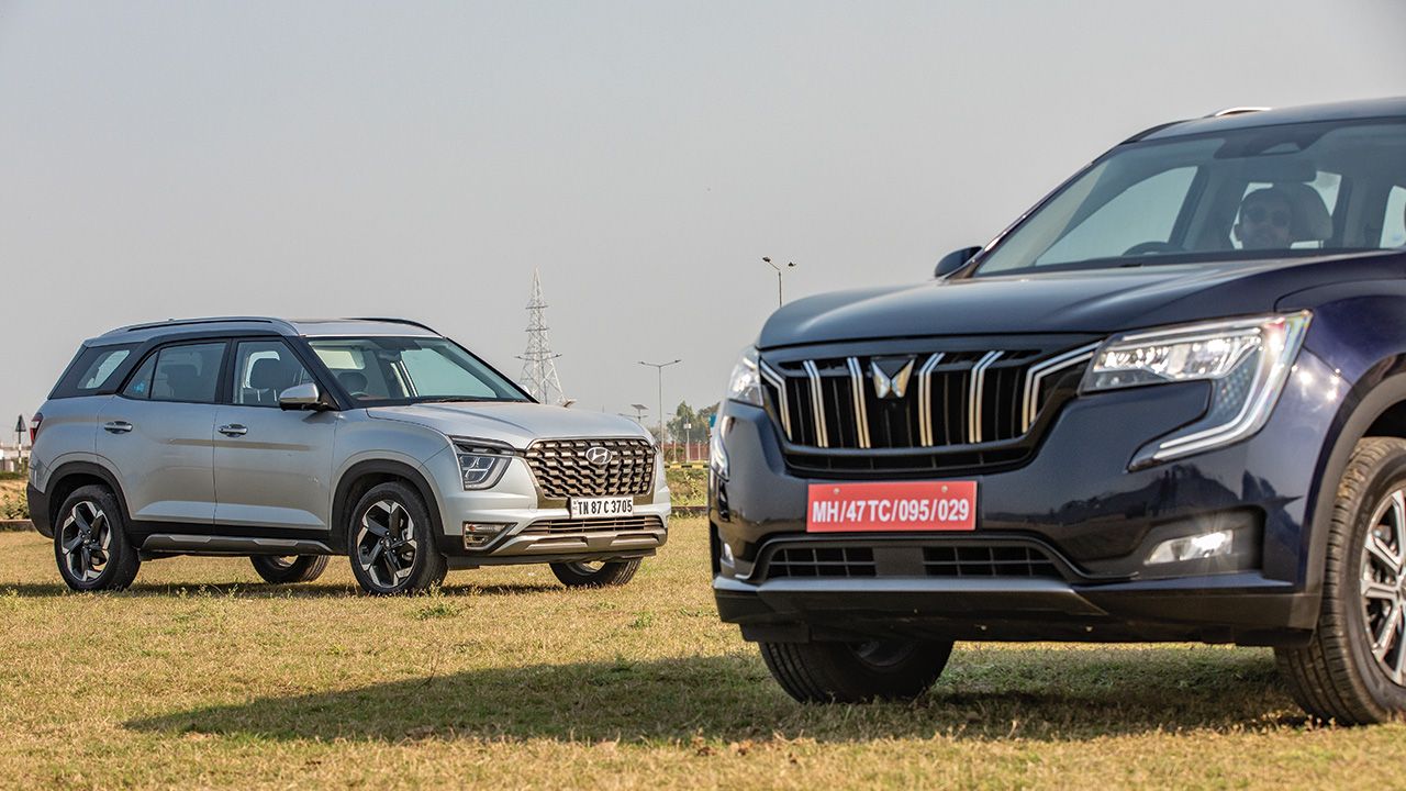 Hyundai Alcazar and Mahindra XUV700