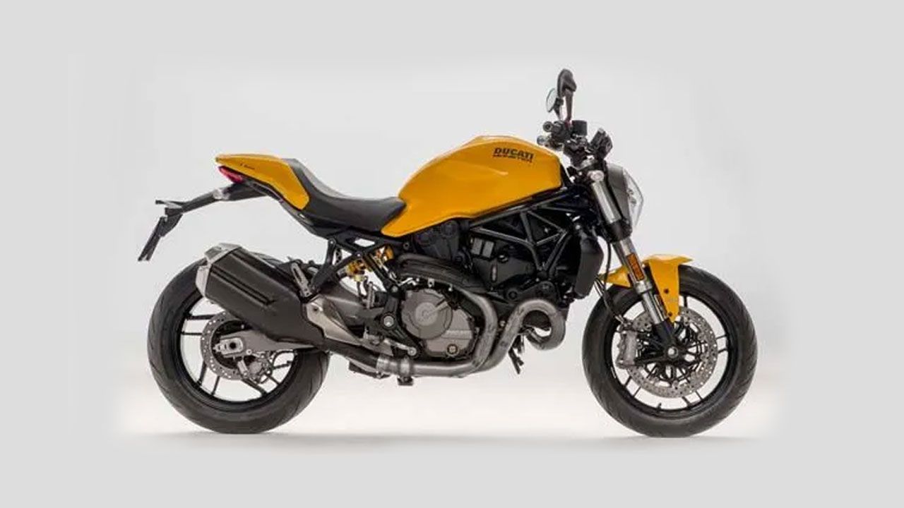 2018 Ducati Monster 821 Side