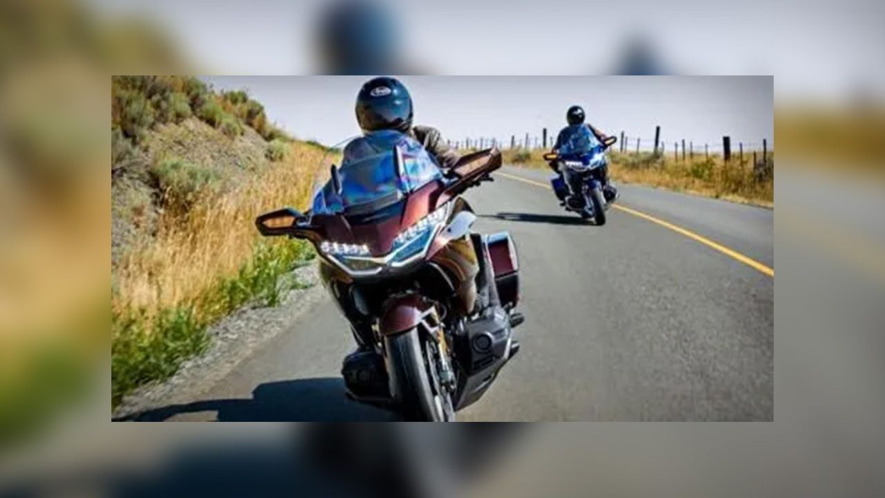 2018 Honda Goldwing Front 500x261