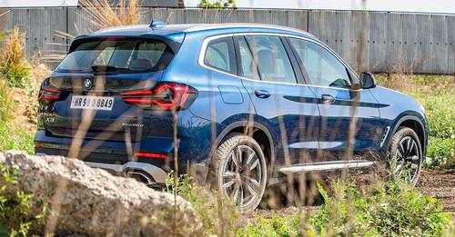 2022 BMW X3 Facelift Rear Quarter Static