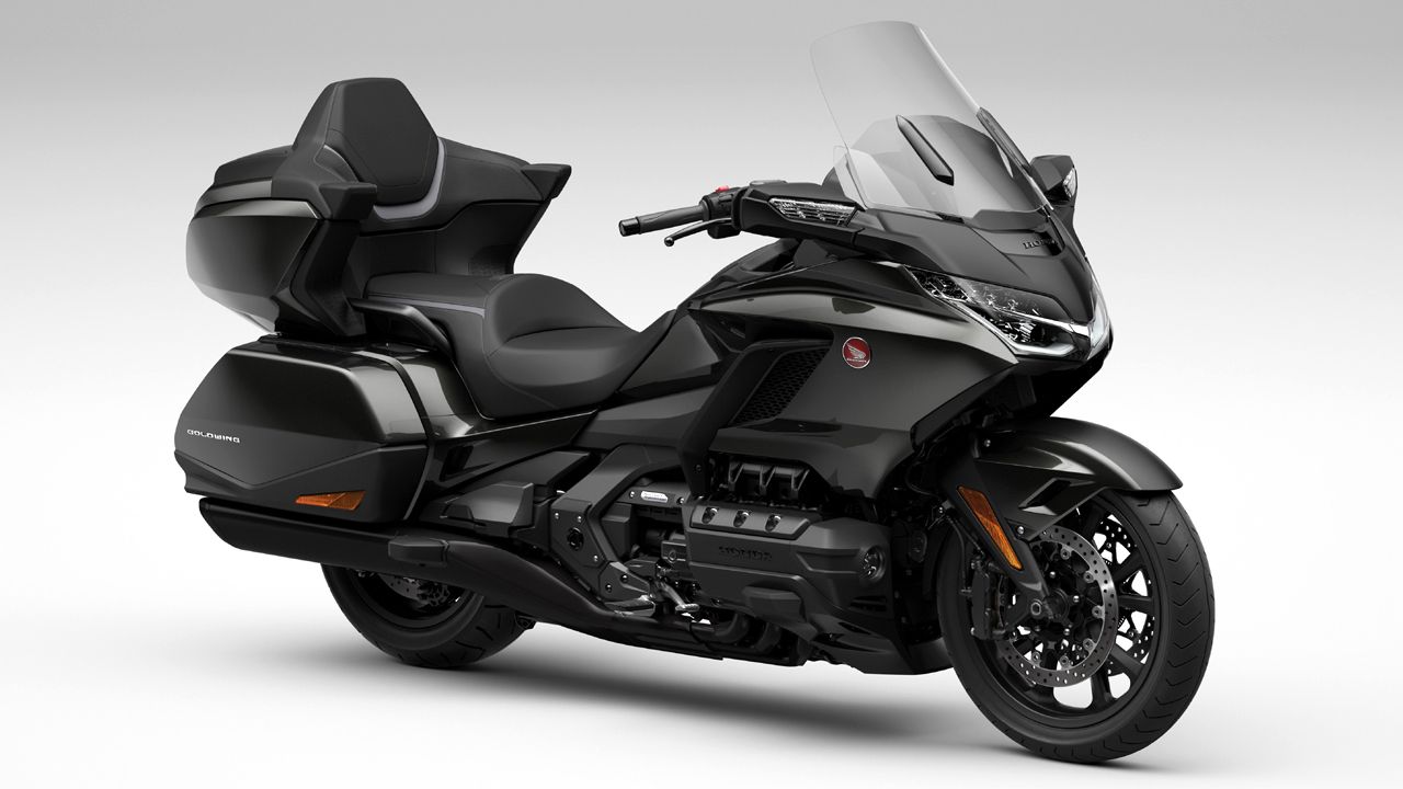 2022 Honda Gold Wing Front Quarter Static
