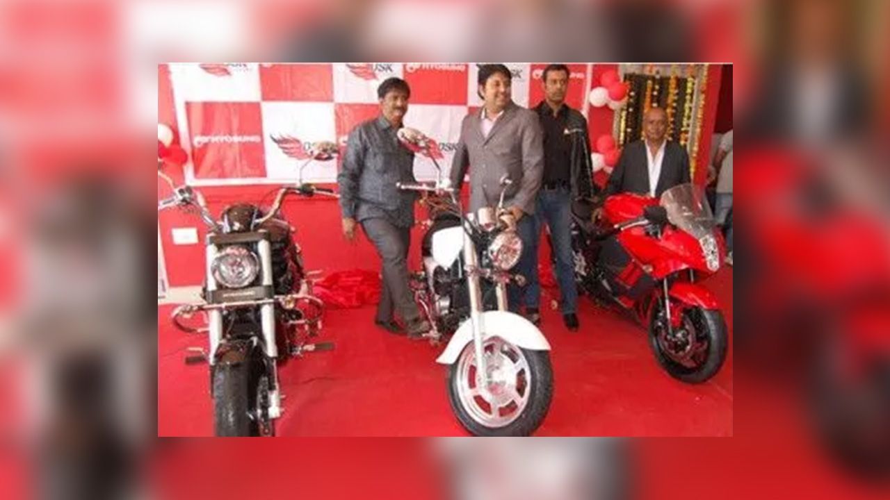 DSK Hyosung Photo Jodhpur Launch Dec 2014 Pic1 500x261
