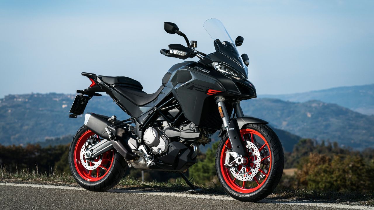 Ducati Multistrada V2S Side
