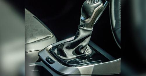 Tata Altroz DCA Gear Shifter Side View2