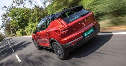 Volvo XC40 Recharge Rear Quarter Motion
