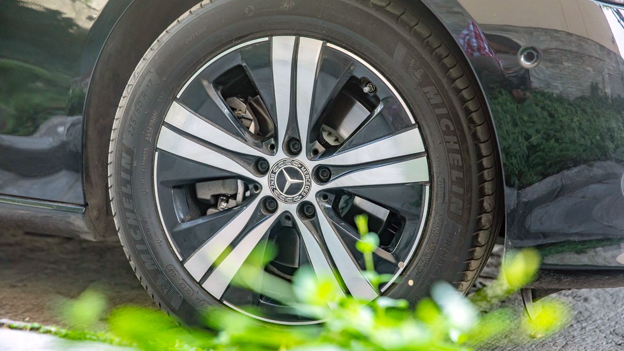 2022 Mercedes Benz C Class Wheel Design1