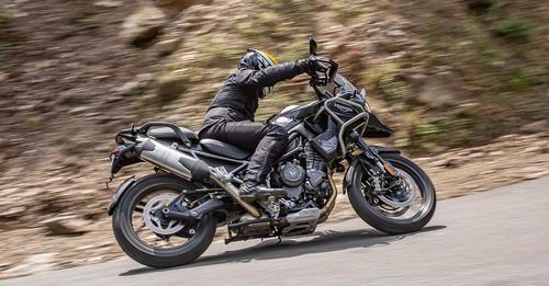 2022 Triumph Tiger 1200 handling review