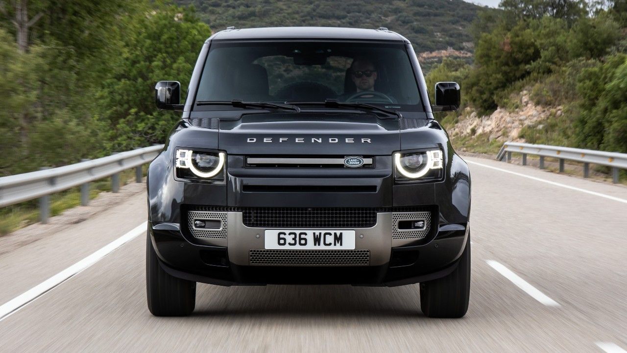 Land Rover Defender 110 Front Dynamic