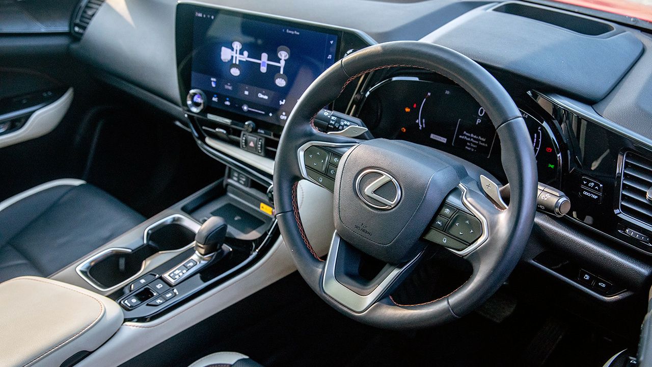 Lexus NX 350h Interior