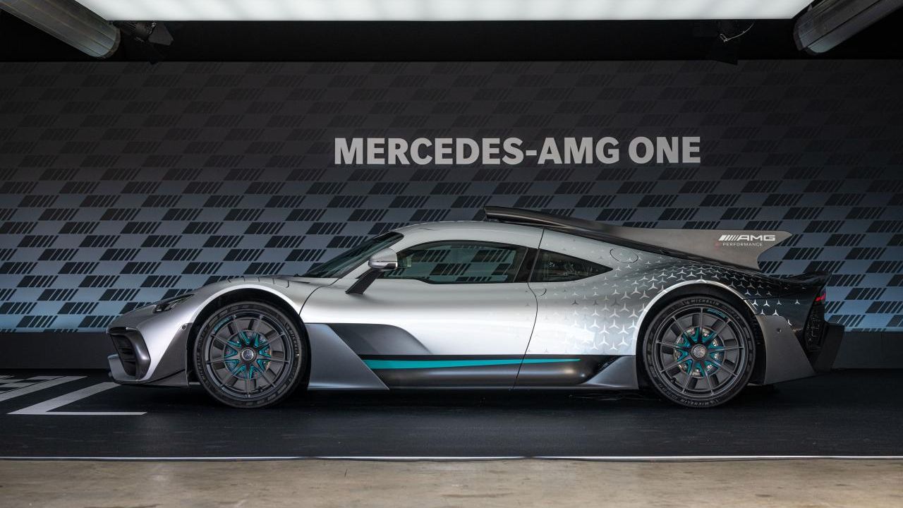 Mercedes AMG ONE Side