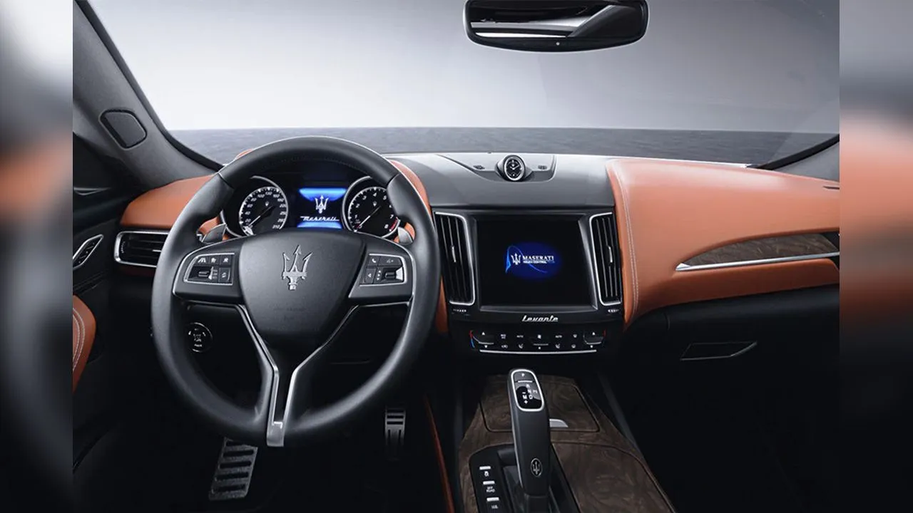 Maserati Levante Full Dashboard Center