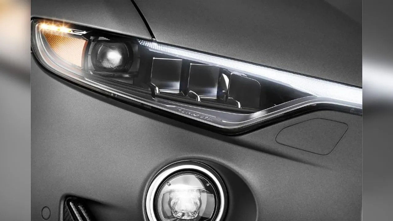 Maserati Levante Headlamp