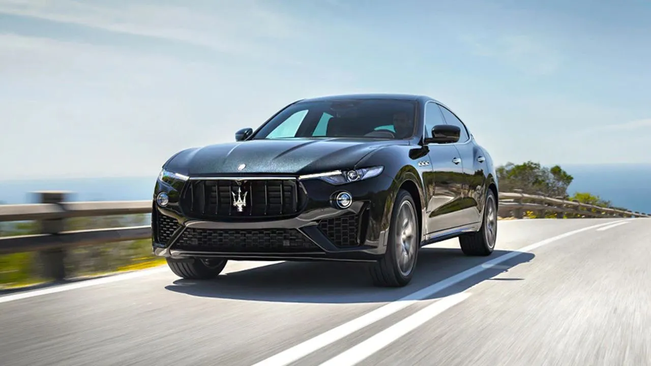 Maserati Levante Left Front Three Quarter