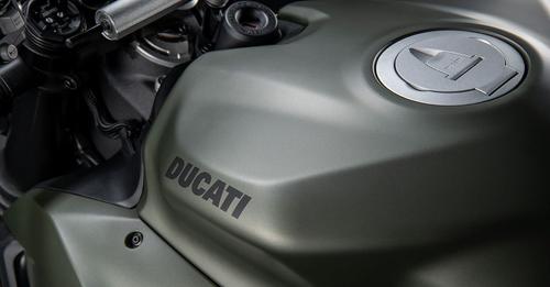 Ducati Streetfighter V2 Fuel Tank