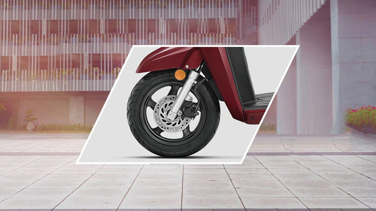 Honda Activa 125 Front Tyre View