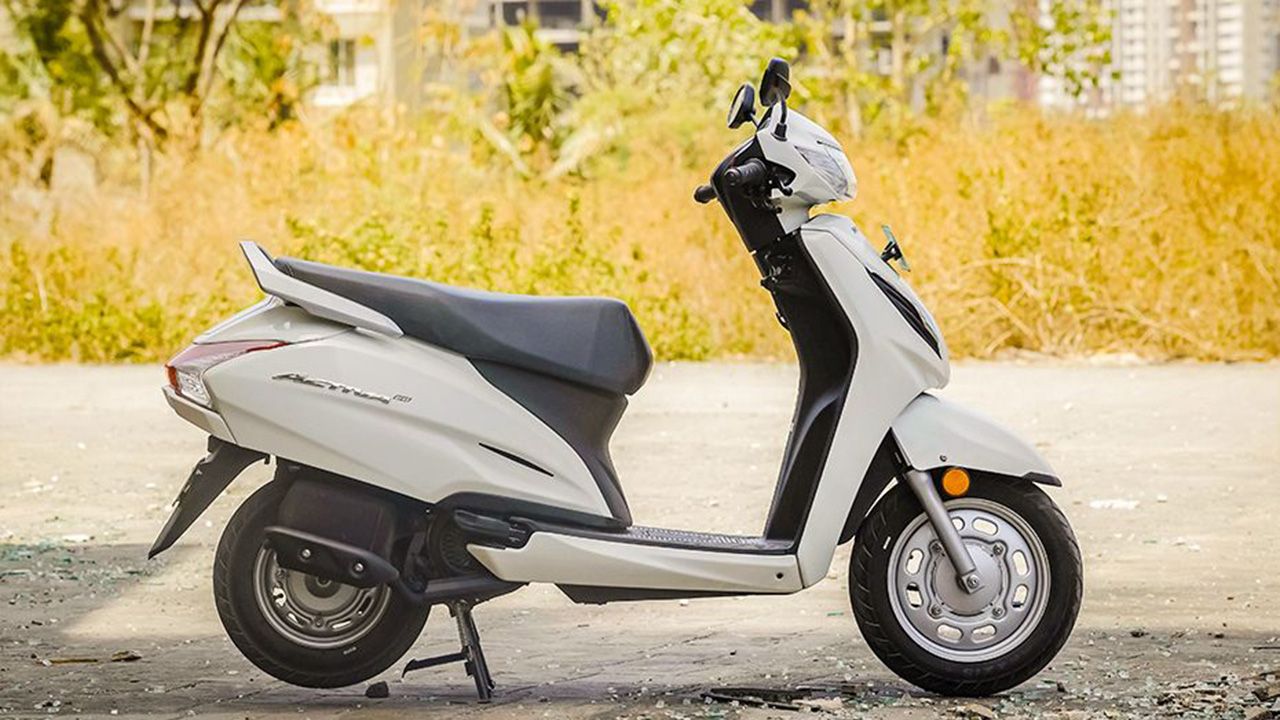 Honda Activa 6G Right Side View