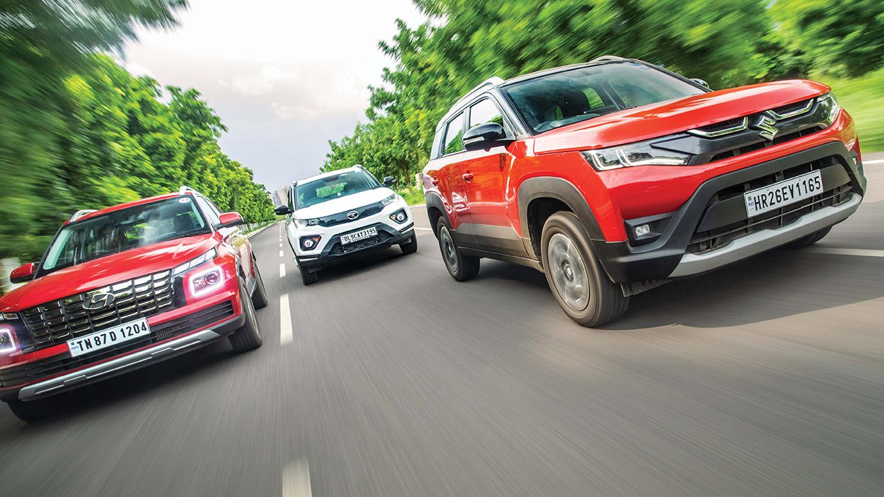Hyundai Venue Tata Nexon XM And Maruti Suzuki Brezza Front Dynamic2