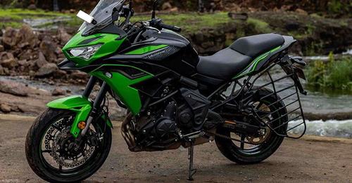 Kawasaki Versys 650 Front Left View