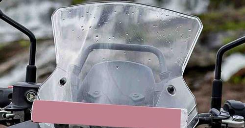 Kawasaki Versys 650 Windshield View
