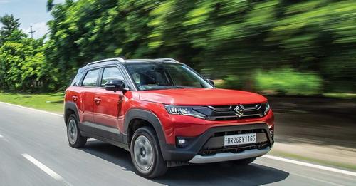 Maruti Suzuki Brezza Front Quarter Motion1